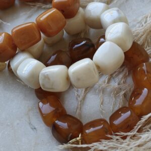 Amber Cubes